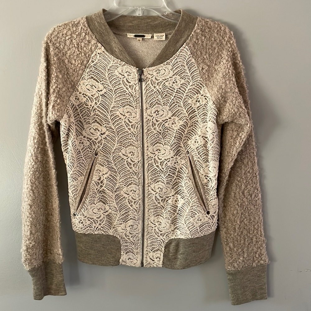 Miss Me Ivory Boucle sleeve Lace Front Zip NWOT